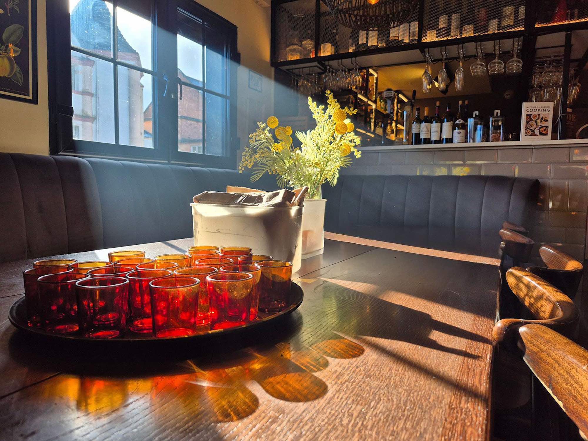 /download/images/bistrointerior1.jpg